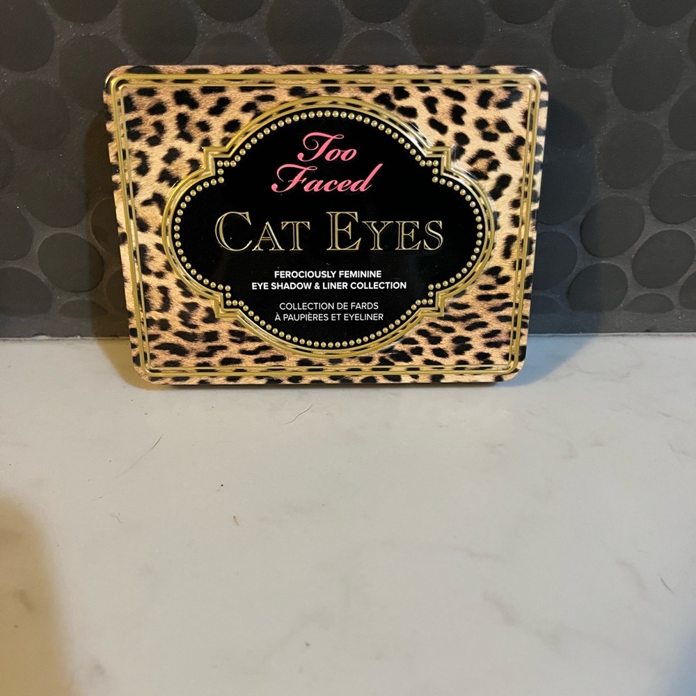 Too Faced Cat Eyes Eyeshadow Palette